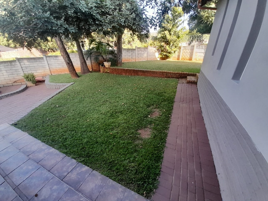 4 Bedroom Property for Sale in Safari Gardens North West